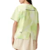 Camiseta com logotipo “Green”
