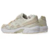 GEL-1130 “Wheat Beige White”