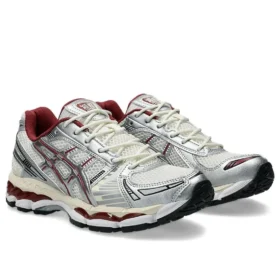 Gel-Kayano 12.1 “Prata Borgonha”