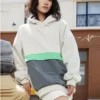 Hoodie Sherpa com blocos de cor “Beige”