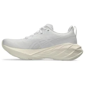 Novablast 4 “Branco Creme”