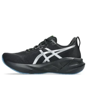 Novablast 5 Luxe “Luxe Black”