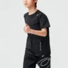 T-shirt com logótipo “Preto”